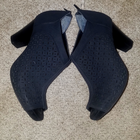 EUC Giani Bernini Open Toe Heels - Picture 4 of 7